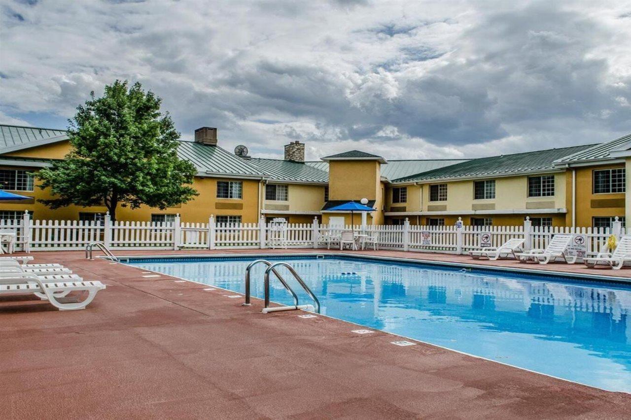 Baymont By Wyndham Harrisburg Otel Dış mekan fotoğraf